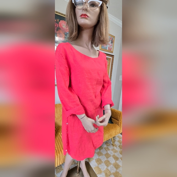 Cut Loose Coral Dress - Picture 3 of 9